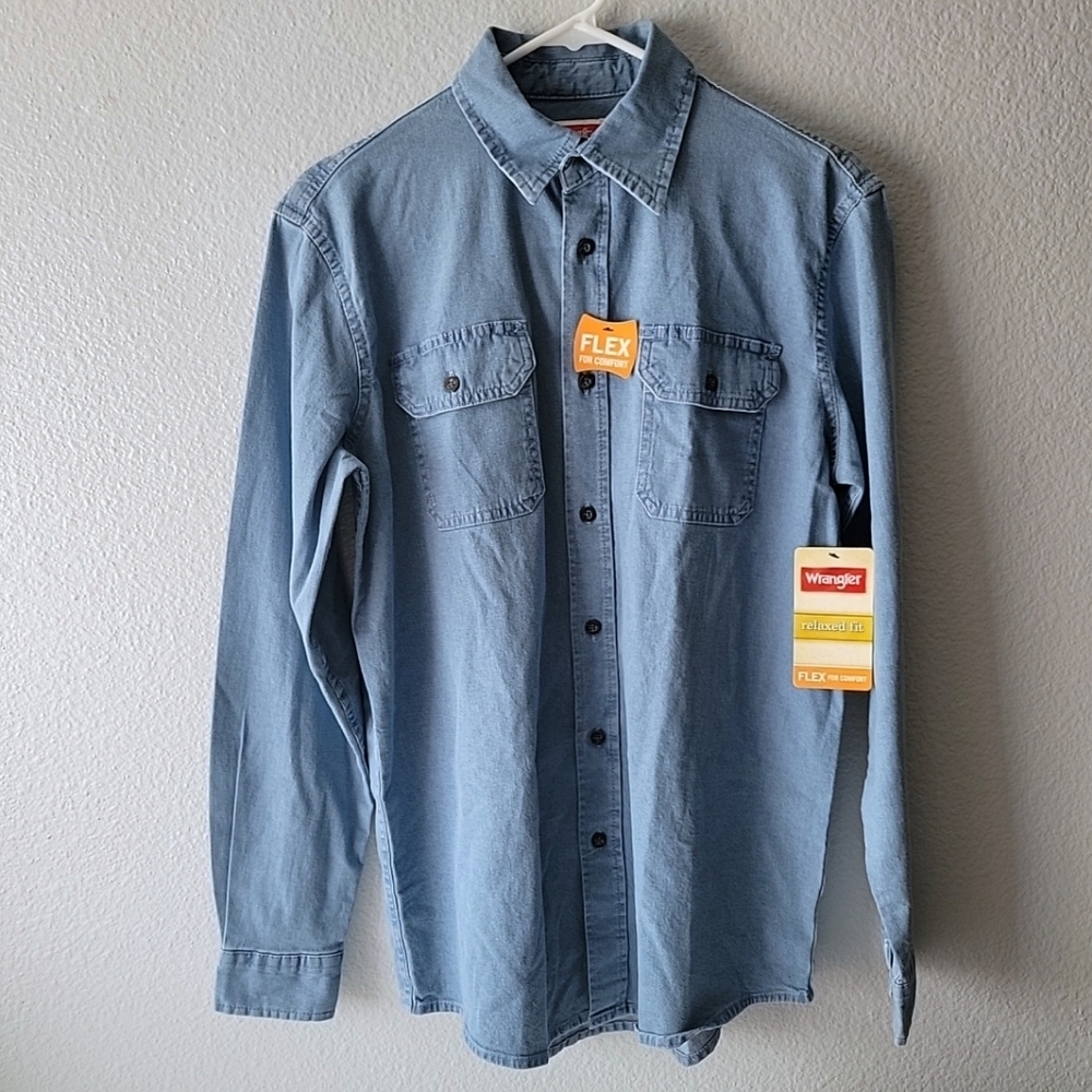 Wrangler Authentics Men's Long Sleeve Classic Denim Relaxed Fit Shirt